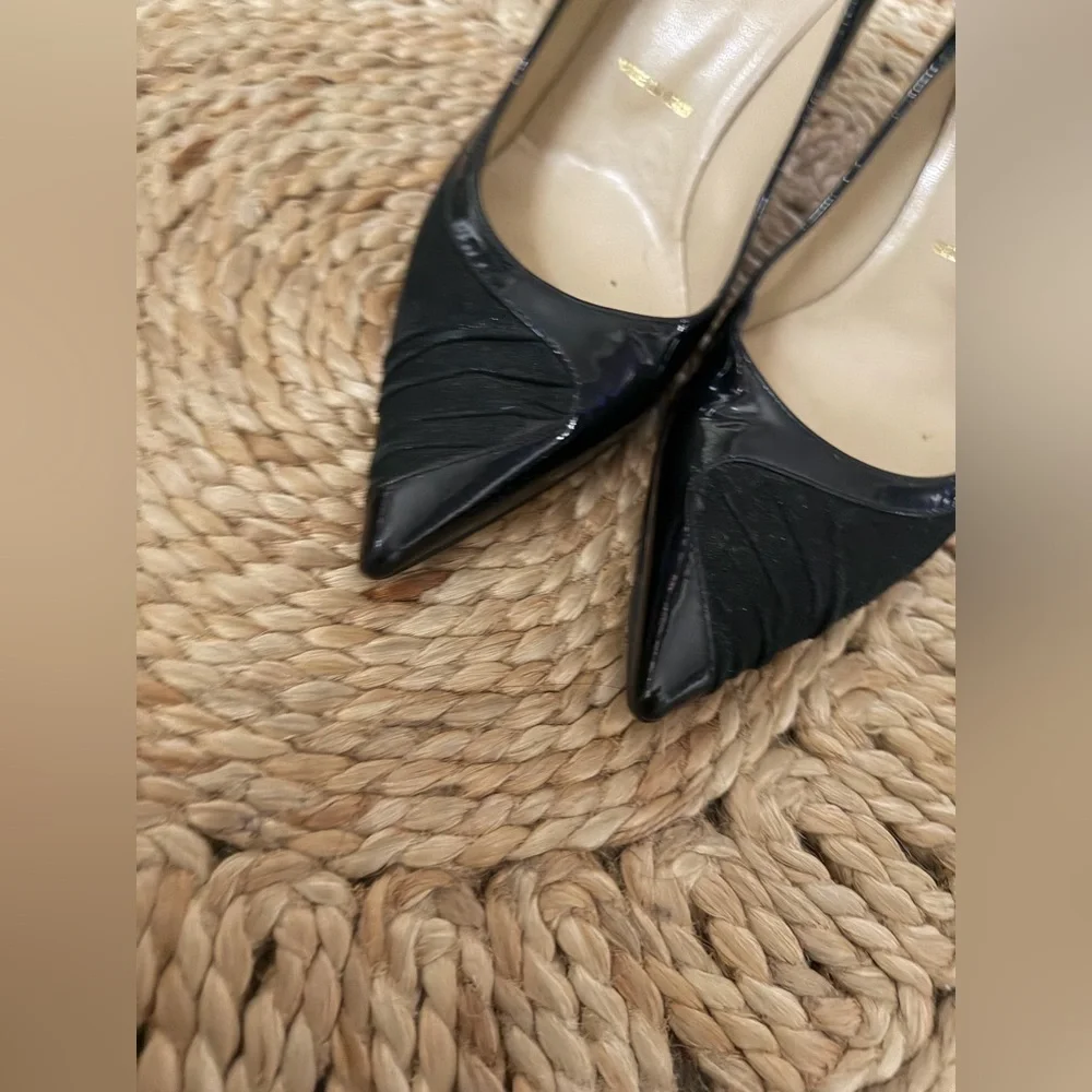 Bruno Magli black patent pump textured pointed toe heel suede formal Italy $400